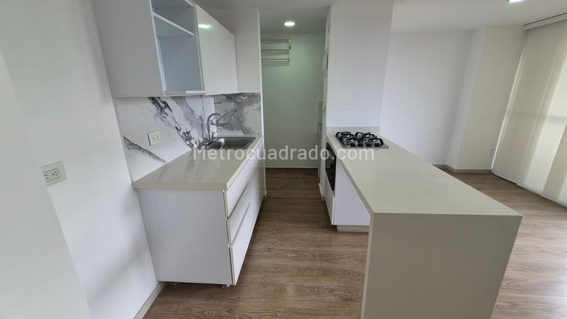 2BR Apartment in Las Lomitas (60 m²) - 4