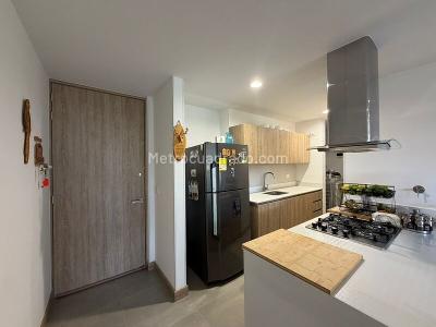 Apartaestudio en venta en San Nicolas, Rionegro, 58 m² · foto 4 de 9