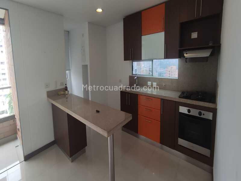 2BR Apartment in El Poblado (95 m²) - 4
