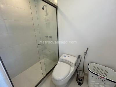 Apartamento de 2 alcobas en arriendo en Alejandria, Medellín, 115 m² · foto 10 de 14