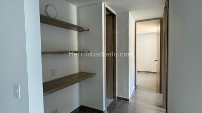 Apartamento de 3 alcobas en venta en Niquia, Bello, 50 m² · foto 6 de 12