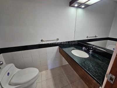 Apartamento en arriendo en Patio Bonito, Medellín · foto 10 de 15