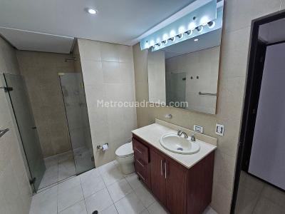 Apartamento en arriendo en Patio Bonito, Medellín · foto 13 de 15