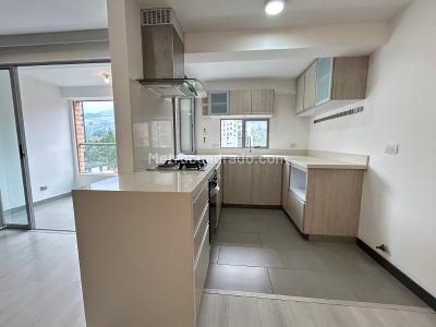Apartamento en arriendo en Loma De Las Brujas, Envigado · foto 13 de 13
