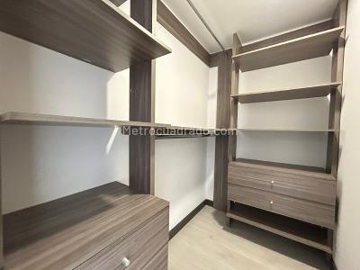 Apartamento en arriendo en Loma De Las Brujas, Envigado · foto 6 de 13