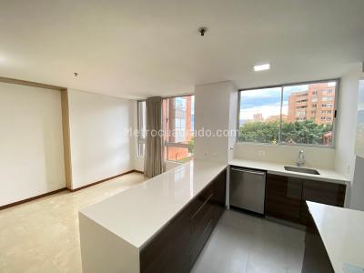 Apartamento en arriendo en El Tesoro, Medellín · foto 5 de 15