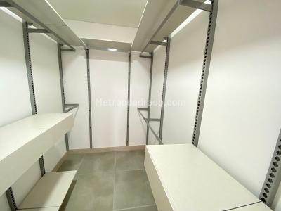 Apartaestudio en arriendo en El Poblado, Medellín · foto 5 de 10