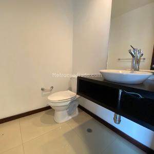 Apartamento de 2 alcobas en arriendo en El Poblado, Medellín, 120 m² · foto 7 de 12