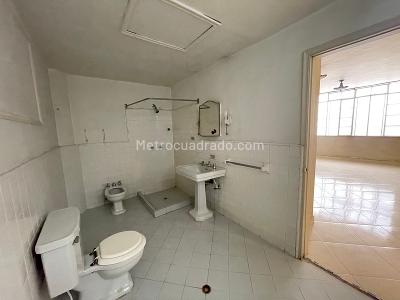 Casa en arriendo en Conquistadores, Medellín · foto 11 de 16