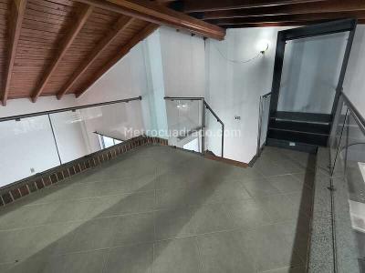 Casa de 4 alcobas en venta en Suramerica, Itagüí, 189 m² · foto 12 de 20