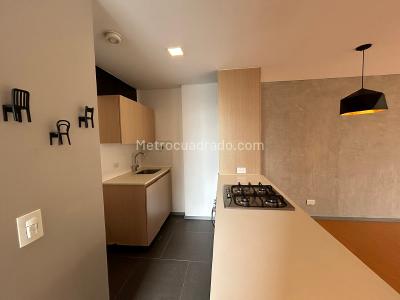 Apartamento de 2 alcobas en arriendo en Loma De Las Brujas, Envigado, 93 m² · foto 4 de 11
