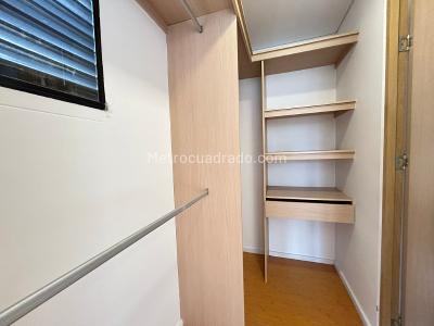 Apartamento de 2 alcobas en arriendo en Loma De Las Brujas, Envigado, 93 m² · foto 8 de 11