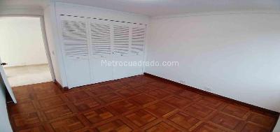Apartamento de 3 alcobas en arriendo en El Poblado, Medellín, 150 m² · foto 10 de 20