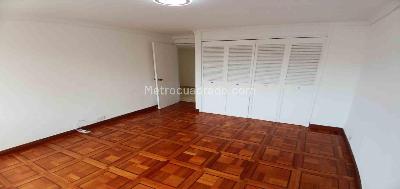 Apartamento de 3 alcobas en arriendo en El Poblado, Medellín, 150 m² · foto 15 de 20