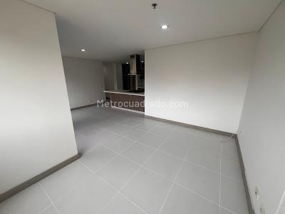 Apartamento de 2 alcobas en arriendo en Castropol, Medellín, 80 m² · foto 3 de 12