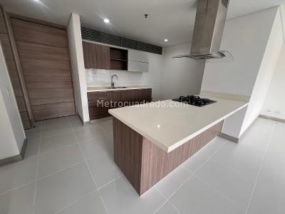 Apartamento de 2 alcobas en arriendo en Castropol, Medellín, 80 m² · foto 5 de 12