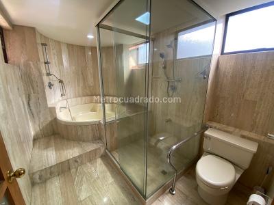 Apartamento en arriendo en Los Balsos, Medellín · foto 14 de 18