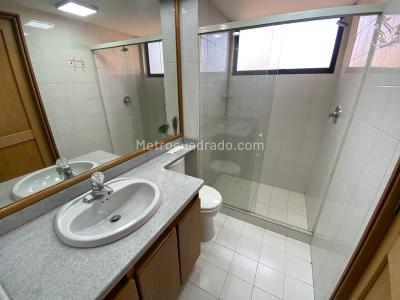 Apartamento en arriendo en Los Balsos, Medellín · foto 15 de 18