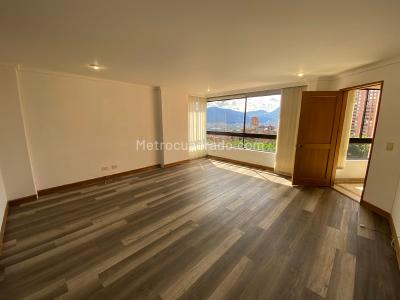 Apartamento en arriendo en Los Balsos, Medellín · foto 8 de 18