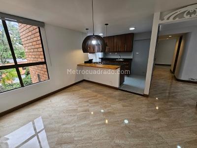 Apartamento de 3 alcobas en arriendo en El Poblado, Medellín, 155 m² · foto 4 de 16