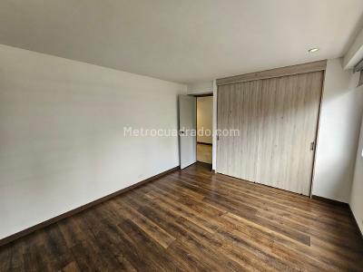 Apartamento de 3 alcobas en arriendo en El Poblado, Medellín, 155 m² · foto 8 de 16