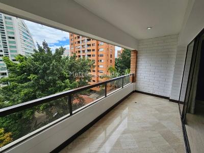 Apartamento de 3 alcobas en arriendo en El Poblado, Medellín, 155 m² · foto 15 de 16