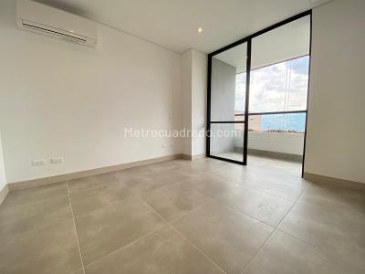 Apartamento en arriendo en El Poblado, Medellín · foto 4 de 9