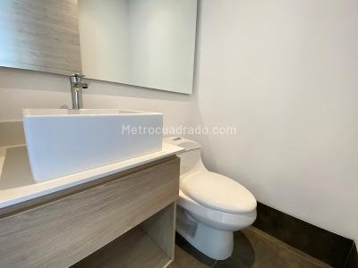 Apartamento en arriendo en El Poblado, Medellín · foto 6 de 9