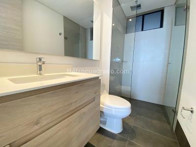 Apartamento en arriendo en El Poblado, Medellín · foto 7 de 9
