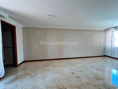 Apartamento en arriendo en Laureles, Medellín · foto 7 de 17
