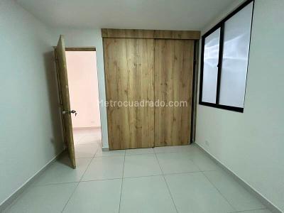 Apartamento de 2 alcobas en arriendo en Otro, Medellín, 48 m² · foto 4 de 9
