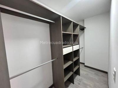 Apartamento de 3 alcobas en arriendo en Otro, Medellín, 83 m² · foto 10 de 13