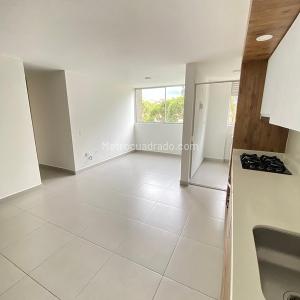 Apartamento de 3 alcobas en venta en Tranvia, Rionegro, 55 m² · foto 2 de 9