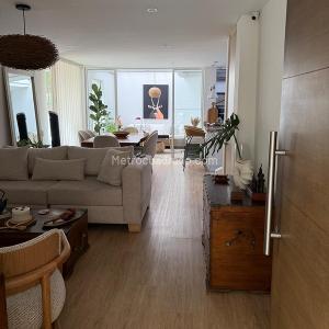 Casa de 3 alcobas en venta en San Antonio De Pereira, Rionegro, 168 m² · foto 2 de 15