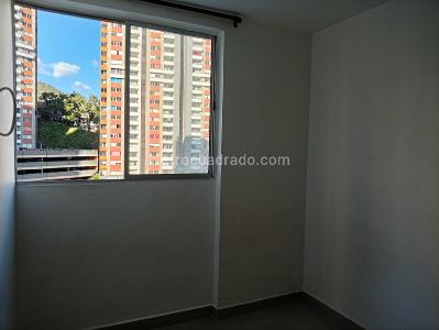 Apartamento de 3 alcobas en venta en Bello, Bello, 58 m² · foto 12 de 18