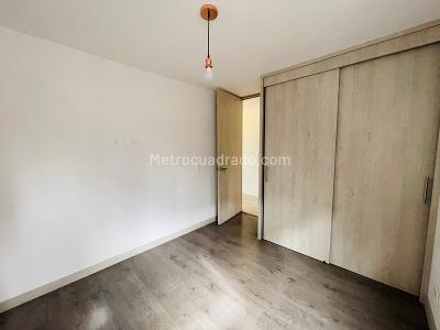 Apartamento de 3 alcobas en venta en Las Lomitas, Sabaneta, 71 m² · foto 6 de 17