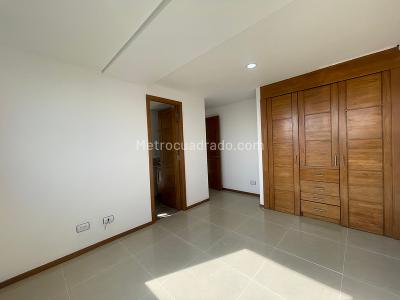 Apartamento de 3 alcobas en venta en Las Lomitas, Sabaneta, 110 m² · foto 7 de 20