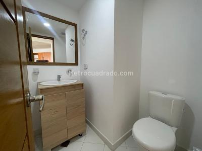 Apartamento de 3 alcobas en venta en Las Lomitas, Sabaneta, 110 m² · foto 14 de 20