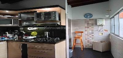 Apartamento en venta en El Poblado, Medellín · foto 4 de 10