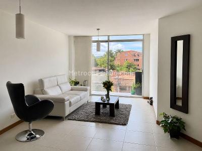 Apartamento de 2 alcobas en venta en San Antonio De Pereira, Rionegro, 74 m² · foto 9 de 11