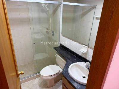 Apartamento de 4 alcobas en venta en Laureles, Medellín, 172 m² · foto 9 de 20