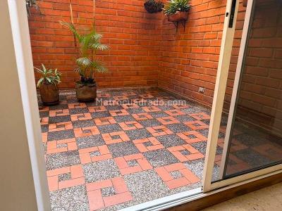 Apartamento de 4 alcobas en venta en Laureles, Medellín, 172 m² · foto 10 de 20