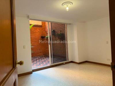 Apartamento de 4 alcobas en venta en Laureles, Medellín, 172 m² · foto 20 de 20