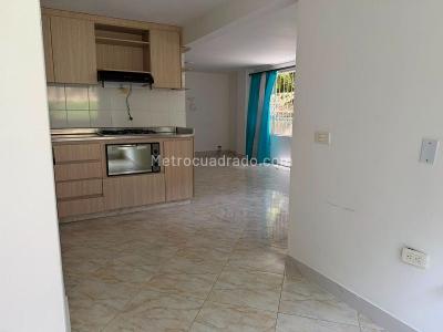 Apartamento en venta en Medellin, Medellín · foto 3 de 11