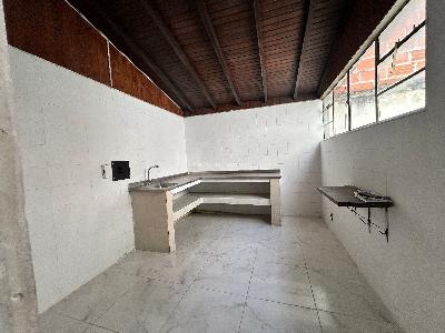 Casa de 5 alcobas en arriendo en Estadio, Medellín, 180 m² · foto 3 de 15