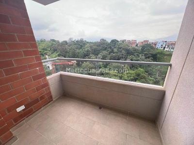 Apartamento en arriendo en Viviendas Del Sur, Itagüí · foto 10 de 10
