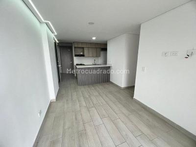 Apartamento en arriendo en Viviendas Del Sur, Itagüí · foto 2 de 10