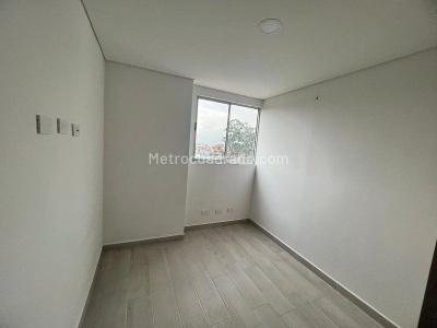 Apartamento en arriendo en Viviendas Del Sur, Itagüí · foto 5 de 10