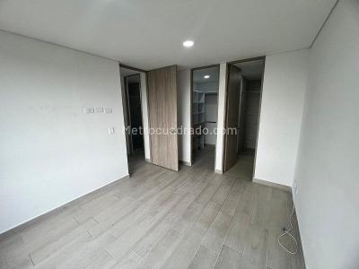 Apartamento en arriendo en Viviendas Del Sur, Itagüí · foto 6 de 10
