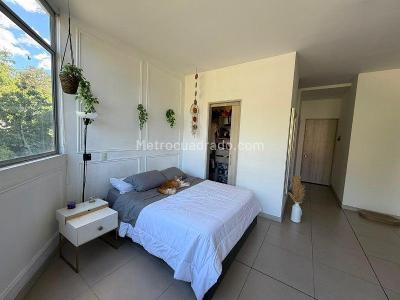 Apartamento de 2 alcobas en arriendo en Belen Loma De Los Bernal, Medellín, 68 m² · foto 8 de 15